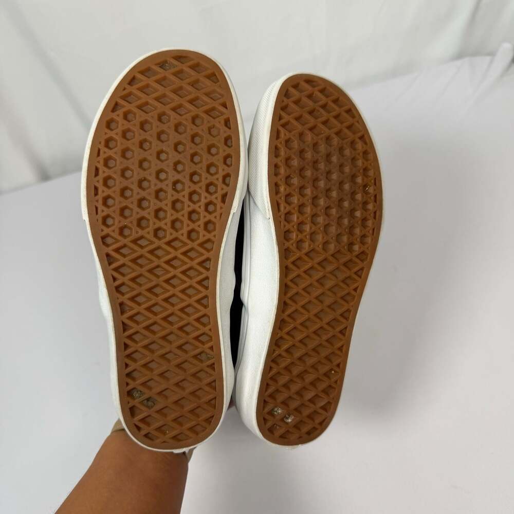 Vans Perforated Leather Slip-On Shoes Black Size 5.0 Women / 3.5 Men - Picture 4 of 5